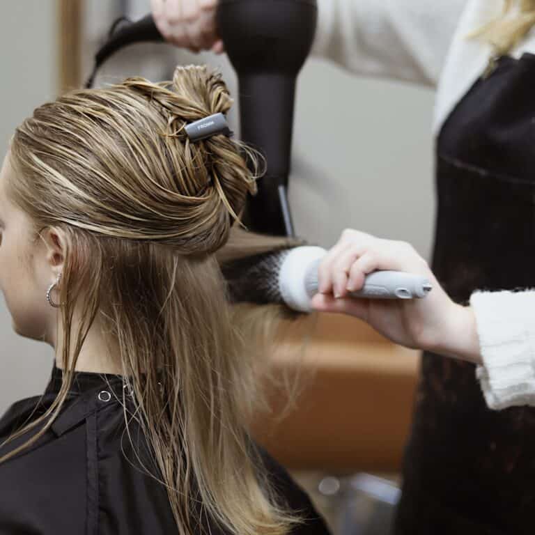 Edited in Tezza with: BUTTER, Sharpen, & HSL